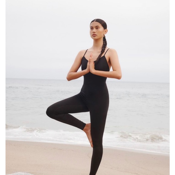 GOOP X PUMA Bodysuit - Picture 2 of 8